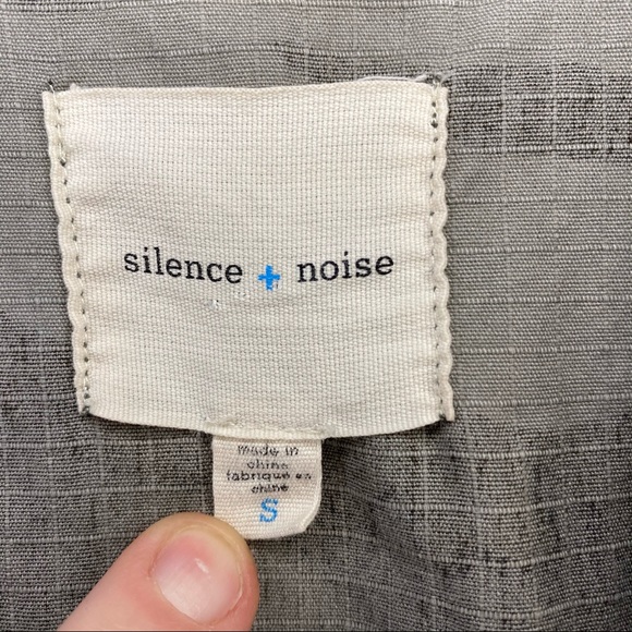 UO Silence + Noise Camo Print Embroidered Vest - Picture 7 of 11